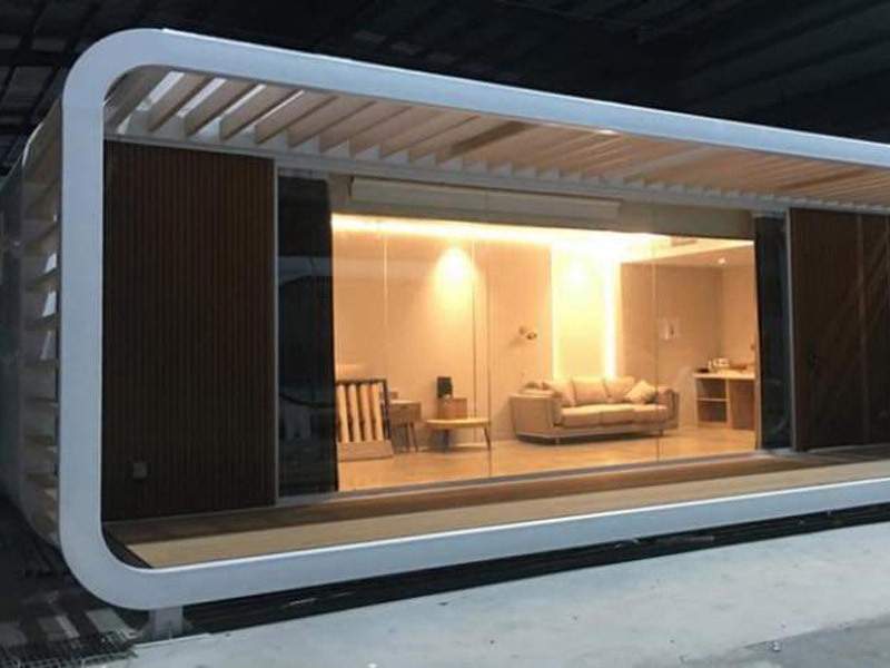 3.Modern Capsual House
